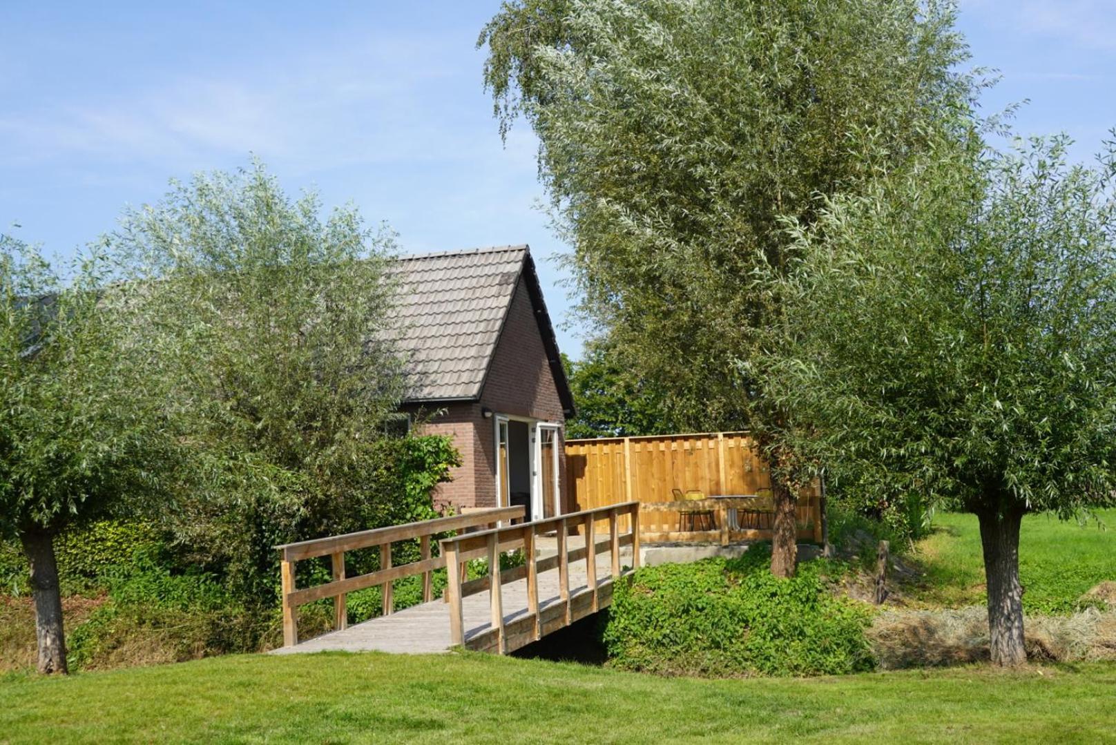 De Knotwilg Villa Loon op Zand ภายนอก รูปภาพ